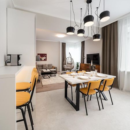 Bright & Sunny Stylish Apt With 2Bdr And 2Bth Sofia Buitenkant foto